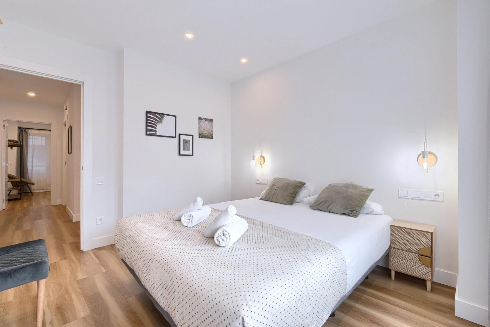 Deustown Apartamentos Bilbao Ngoại thất bức ảnh