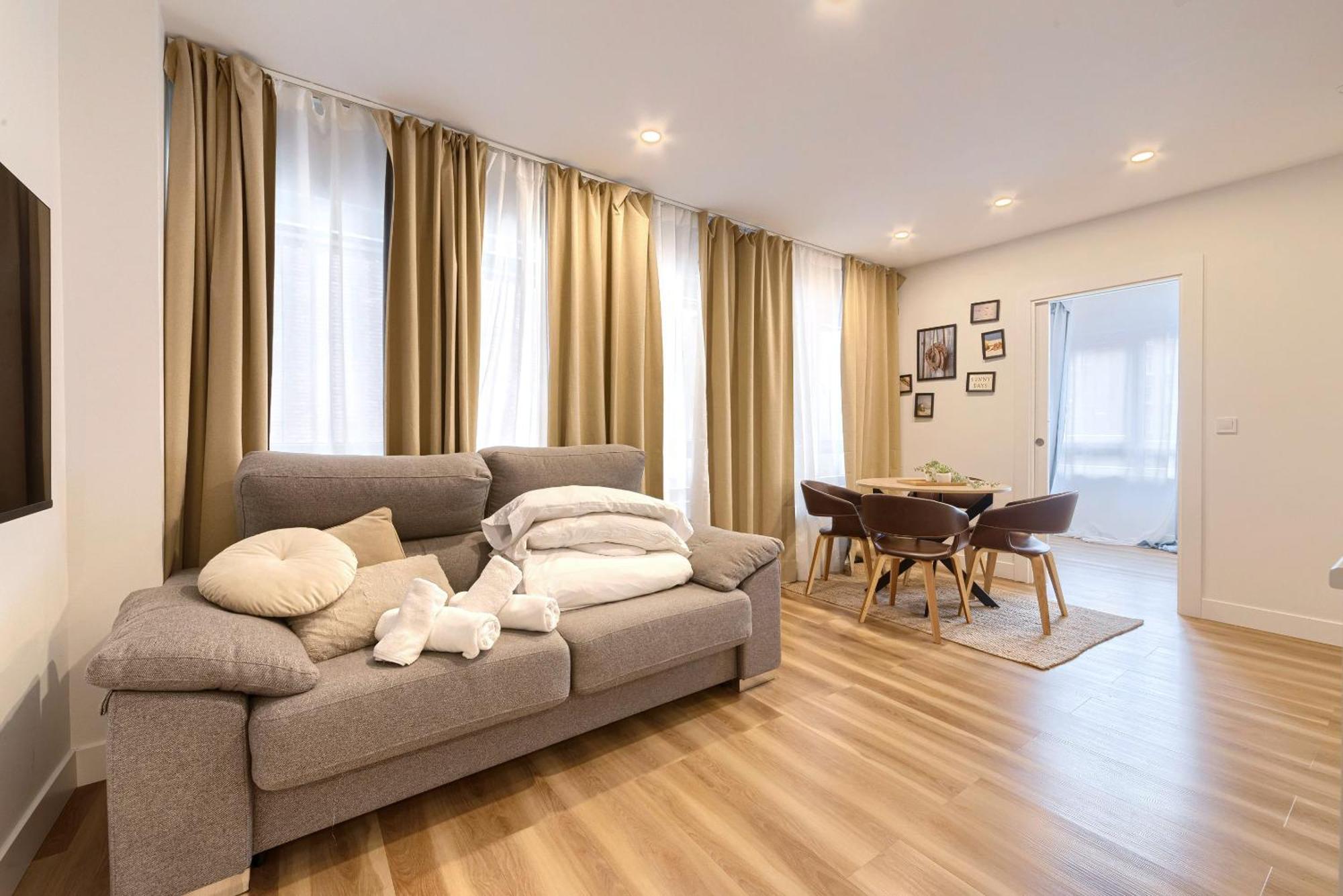 Deustown Apartamentos Bilbao Ngoại thất bức ảnh