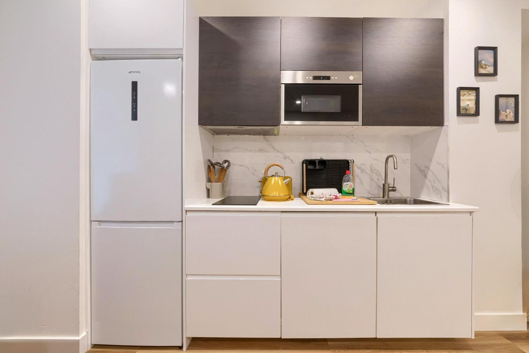 Deustown Apartamentos Bilbao Ngoại thất bức ảnh