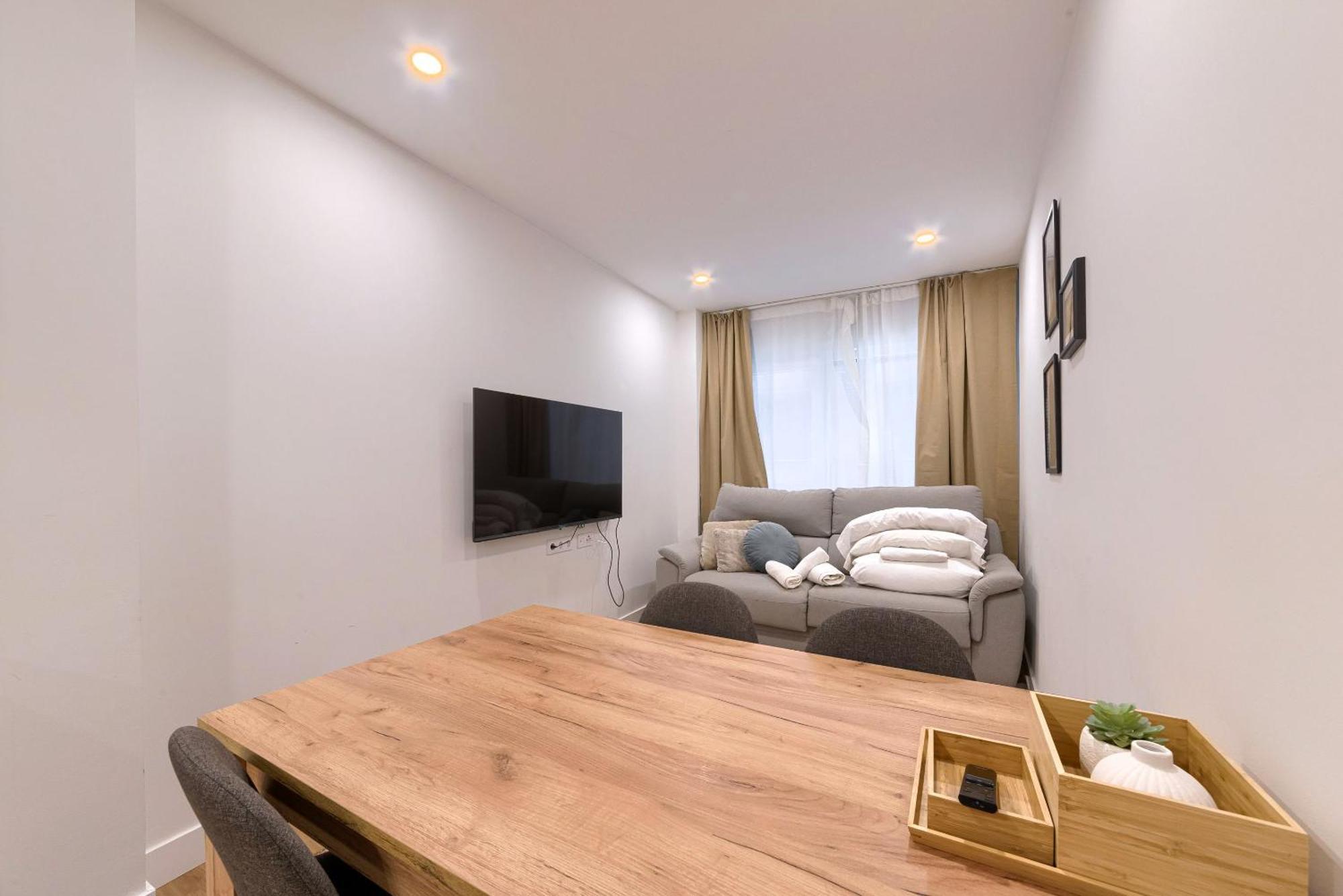 Deustown Apartamentos Bilbao Ngoại thất bức ảnh