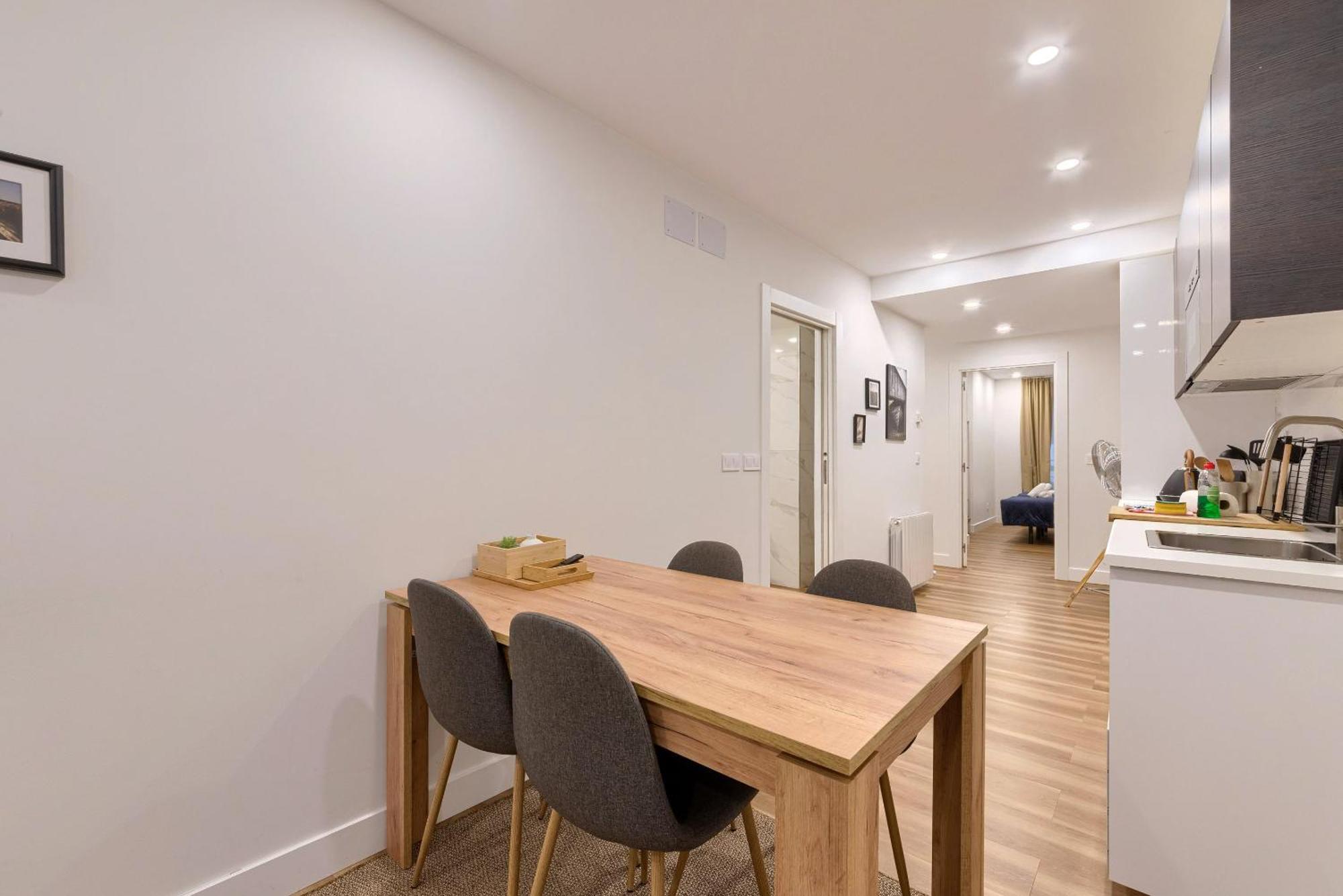 Deustown Apartamentos Bilbao Ngoại thất bức ảnh