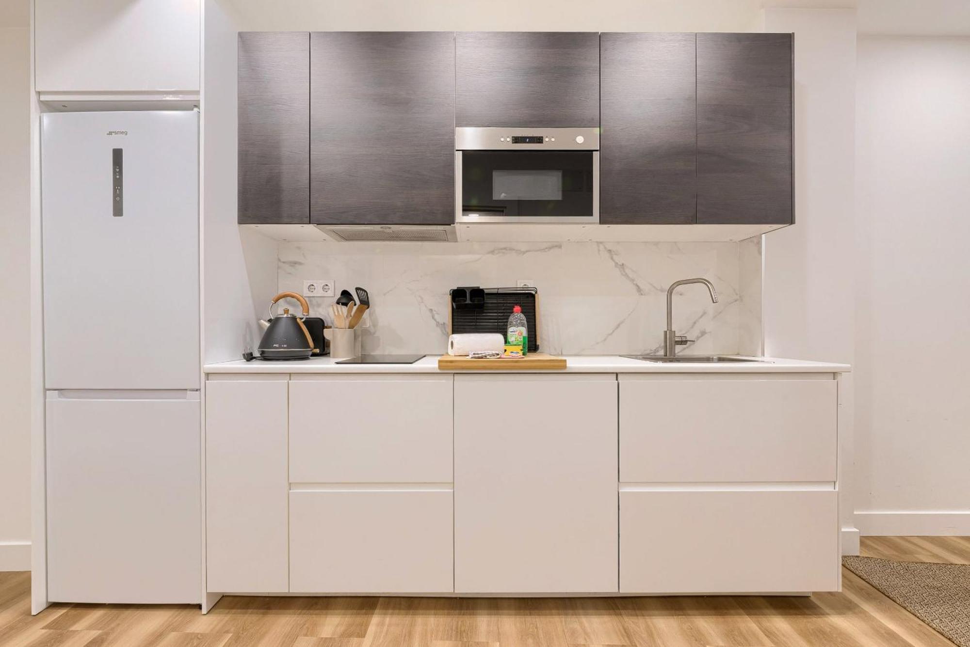 Deustown Apartamentos Bilbao Ngoại thất bức ảnh